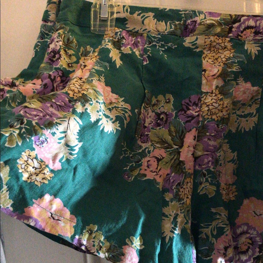 Forever21 Floral High waisted skort